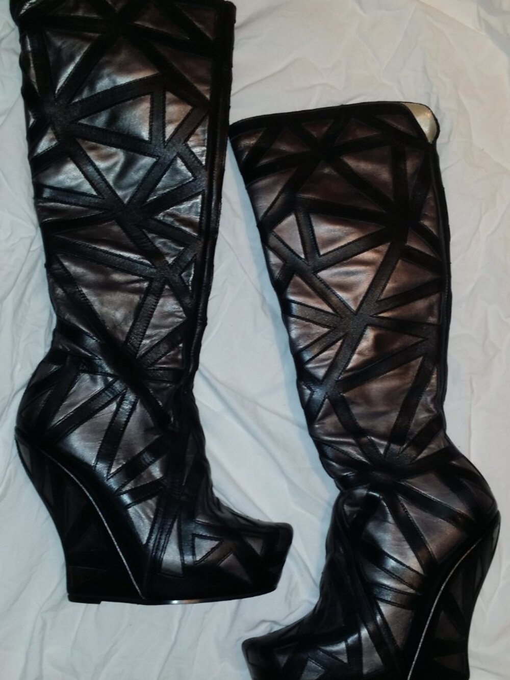John Fluevog Black & Silver LA Malibu Boots Women US size 9 (Rare, Cosplay). - Picture 3 of 8